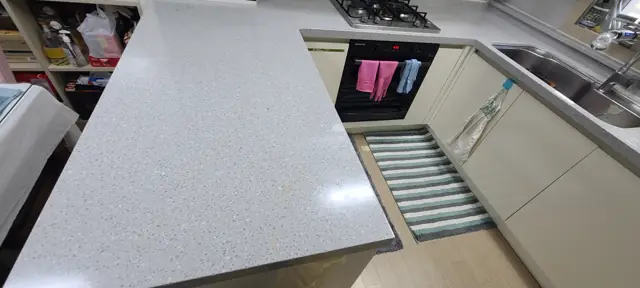 울산 중구 장현동 주방 상판 연마 사진 2